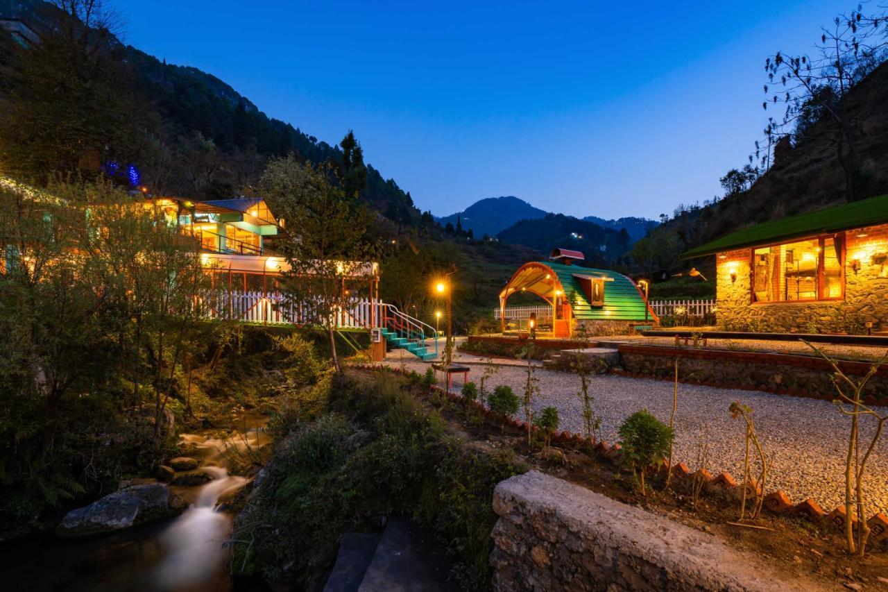 Zostel Plus Mussoorie- Kempty Exterior photo