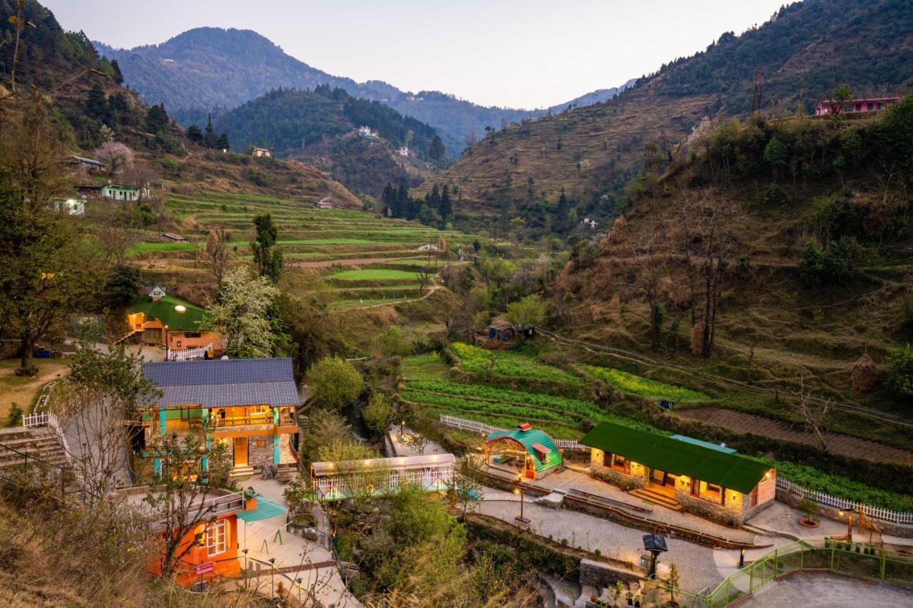 Zostel Plus Mussoorie- Kempty Exterior photo