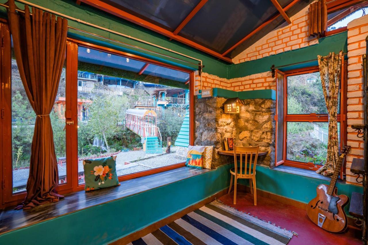 Zostel Plus Mussoorie- Kempty Exterior photo