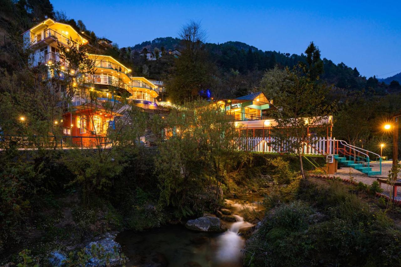 Zostel Plus Mussoorie- Kempty Exterior photo