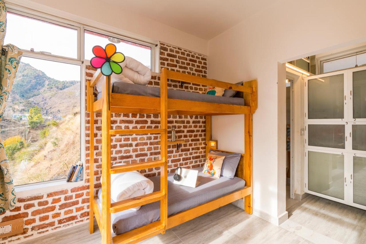Zostel Plus Mussoorie- Kempty Exterior photo